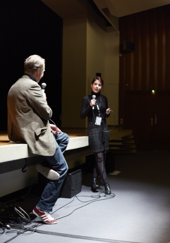 Picture of Marcel Schwierin (left) in conversation with Dionysia Mylonaki (right) after the screening "The new Language"