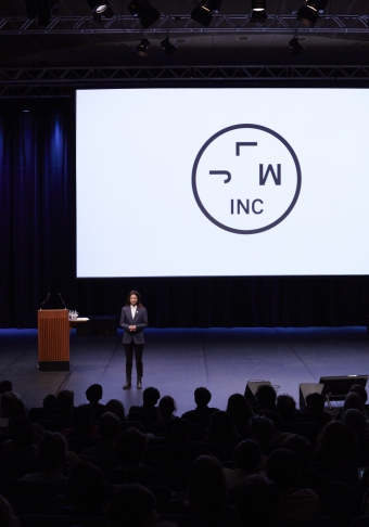 Picture of Jennifer Lyn Morone performing at the transmediale 2015 CAPTURE ALL Opening Ceremony