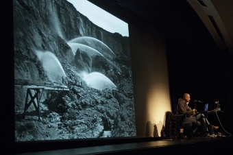 Picture of Trevor Paglen at "Military Trash, Invisibilities and Temporalities"