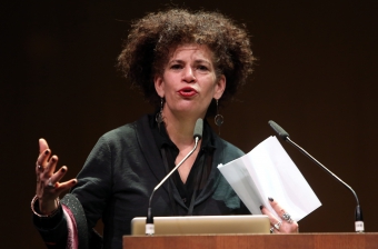 Diana McCarty introducing the Keynote Conversation "Strange Ecologies: From Necropolitics to Reproductive Revolutions", transmediale 2017 ever elusive.