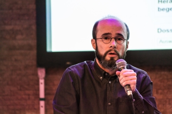 Krystian Woznicki during the talk MORE WORLD – Communal Tools for Planetary Challenges