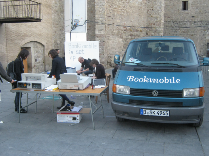 Booki Mobile, Photo: Adam Hyde In Barcelona at Drumbeat Licence CC-0