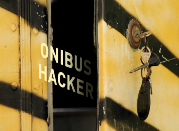Hacker Bus