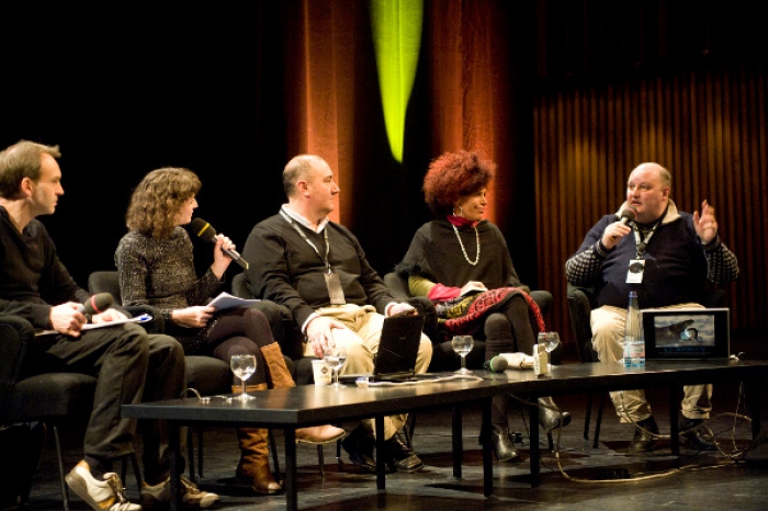 Picture of "Radio Tactics" with Eric Kluitenberg, Geraldine de Bastion, Douglas Arellanes, Diana McCarty and Jonathan Marks (left to right)