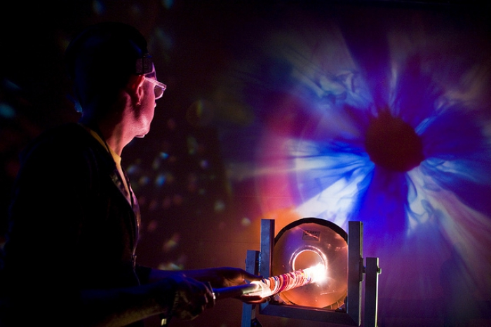 Joshua Light Show ft. Oneohtrix Point Never, transmediale 2012 in/compatible.